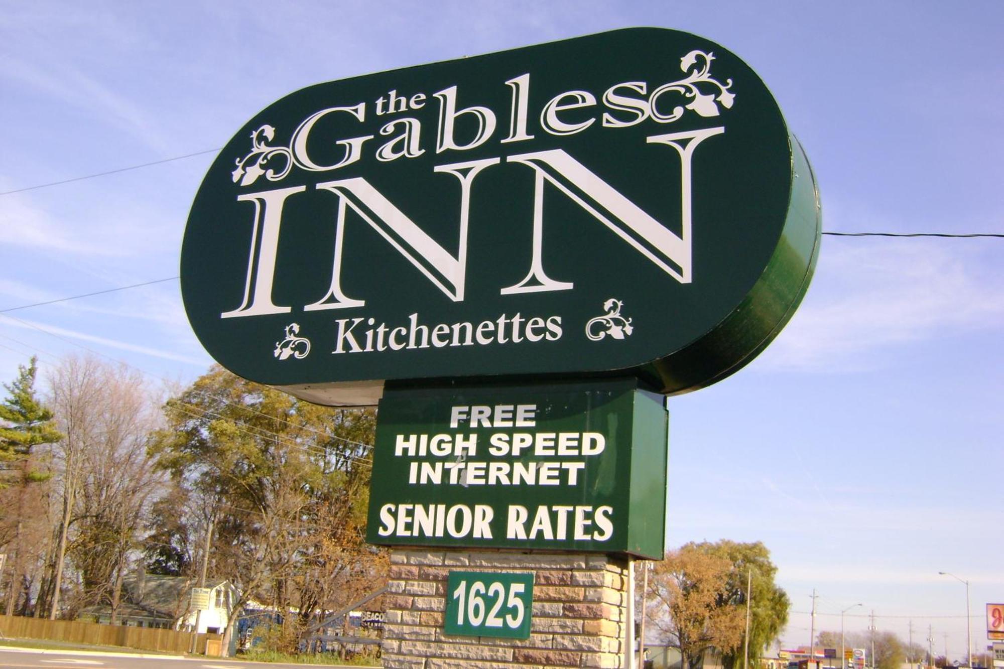 The Gables Inn Sarnia Exterior foto