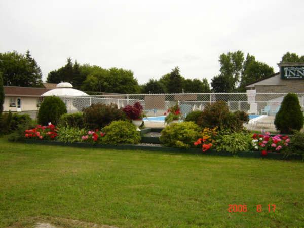 The Gables Inn Sarnia Exterior foto